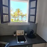 Seafront Camison Apartament